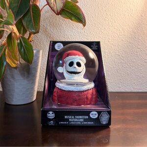 Disney’s Nightmare Before Christmas Santa Jack Musical Waterglobe